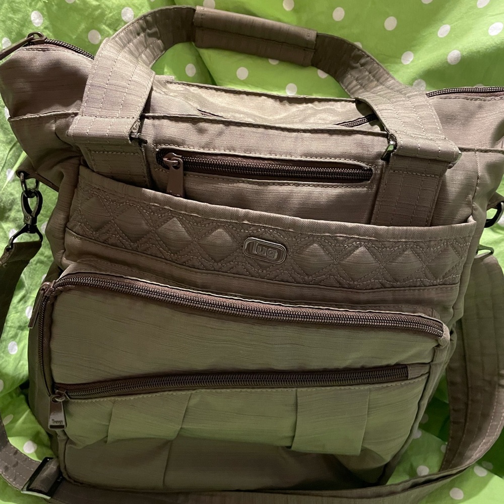 Lugs Travel Bag